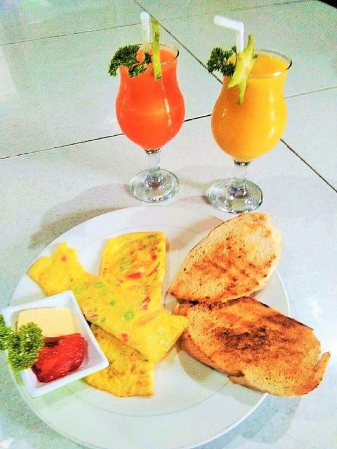 Aldi'S Bungalow Bed & Breakfast Kuta  Bagian luar foto
