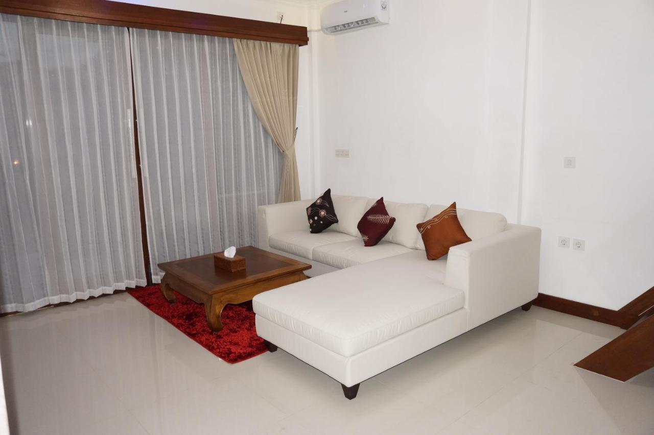 Aldi'S Bungalow Bed & Breakfast Kuta  Bagian luar foto